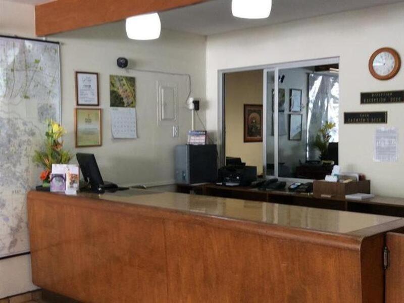 Hotel Isabel Guadalajara Eksteriør billede