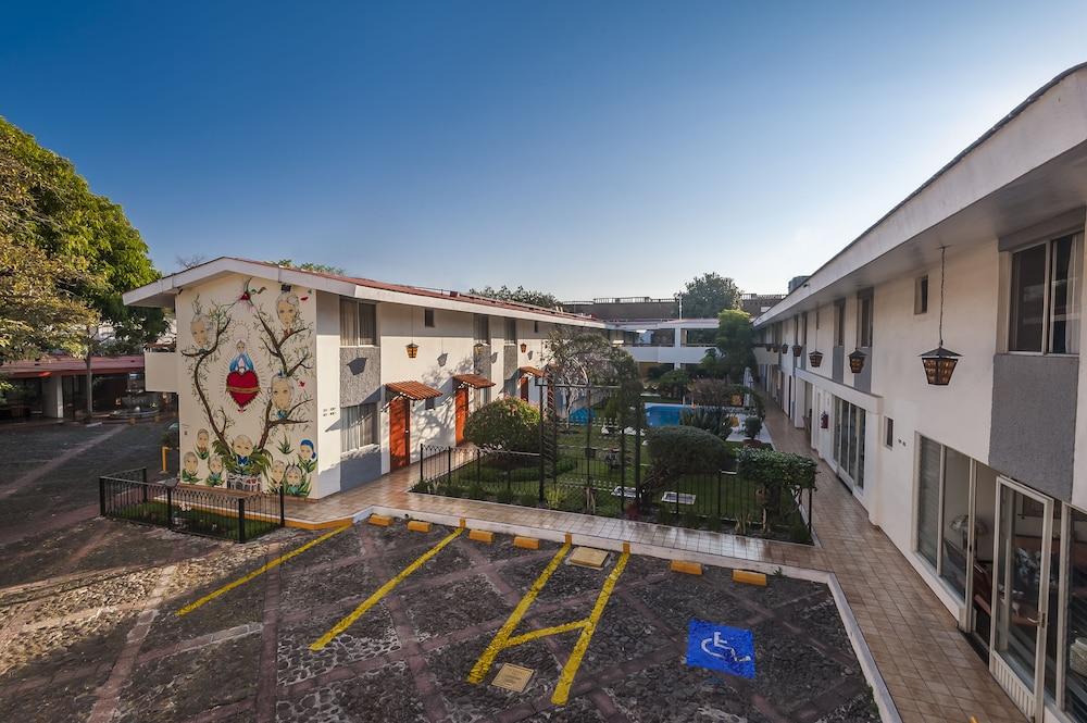 Hotel Isabel Guadalajara Eksteriør billede